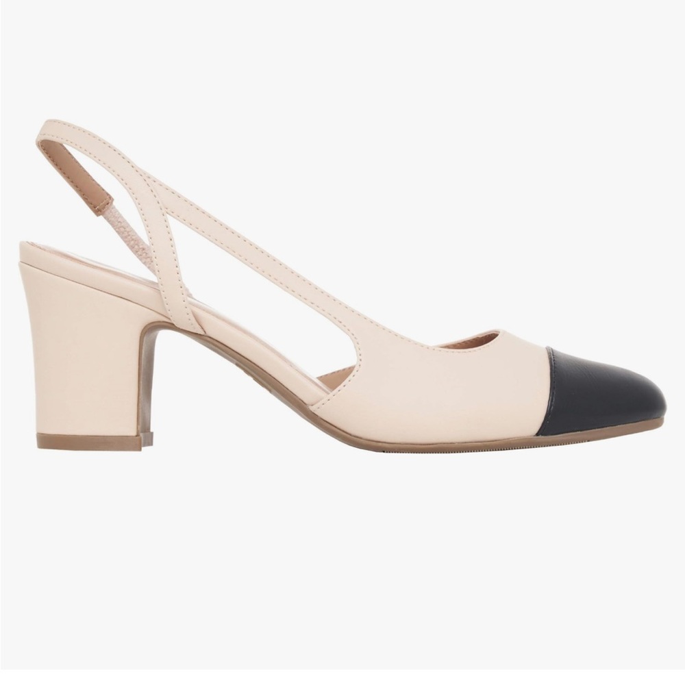 MAKE ME AN OFFER MOVING SALE EVERYTHING MUST GO Two-Tone Heels
